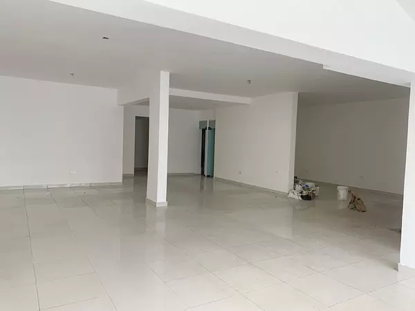 oficinas y locales comerciales - Local bella vista  2