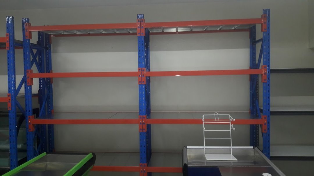 equipos profesionales - Tramerias de mediana capacidad para almacenamiente y exhibicion 3