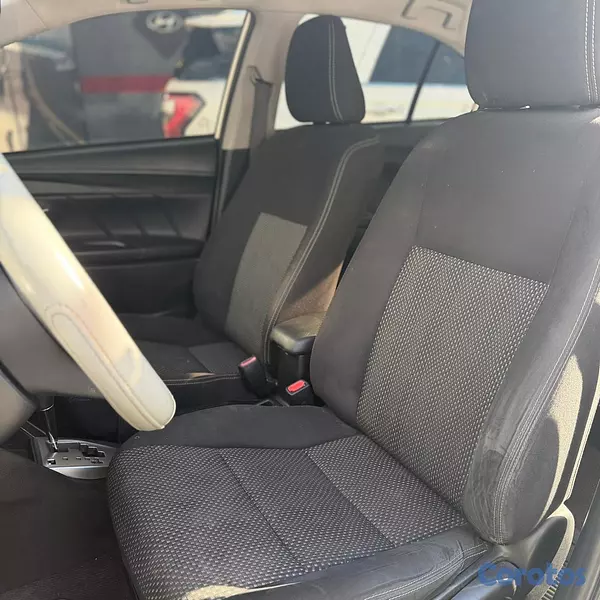 carros - TOYOTA YARIS 2017  3