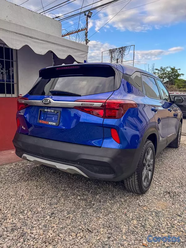 jeepetas y camionetas - Kia Seltos LX 2021 5