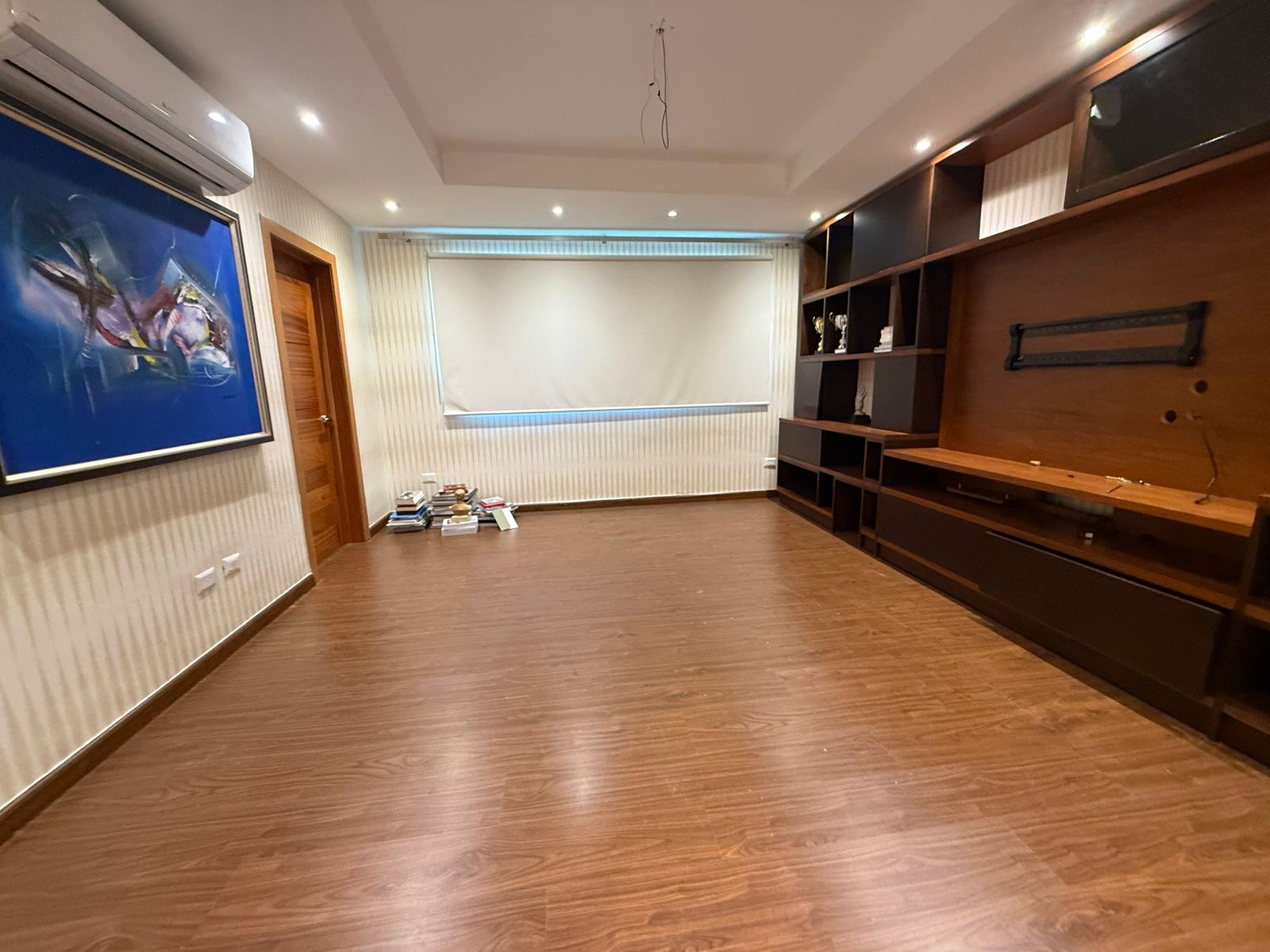 apartamentos - Vendo renacimiento piso 5 tres hab con su baño dos 6