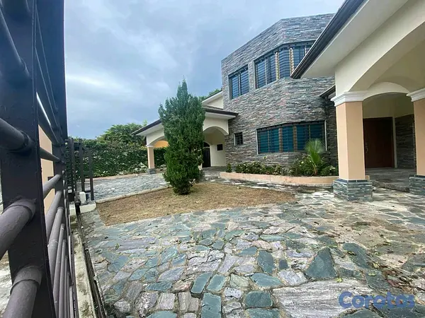 casas - casa amplia en residencial de puerto plata  9