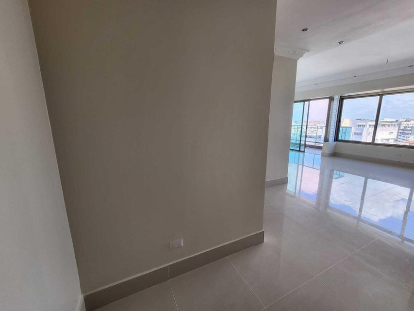 apartamentos - Apartamento en alquiler #24-1067 con linea blanca amplio 3 hab ascensor 2 pt