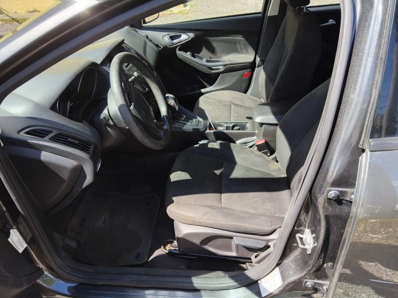 carros - FORD FOCUS  4