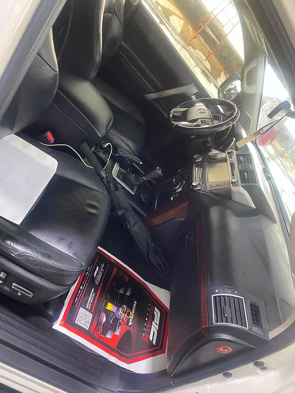 jeepetas y camionetas - Toyota land cruicer prado vx 2015 4