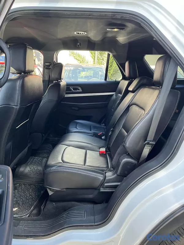jeepetas y camionetas - Ford Explorer XLT 2016
 5