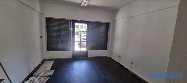 oficinas y locales comerciales - LOCAL COMERCIAL 4