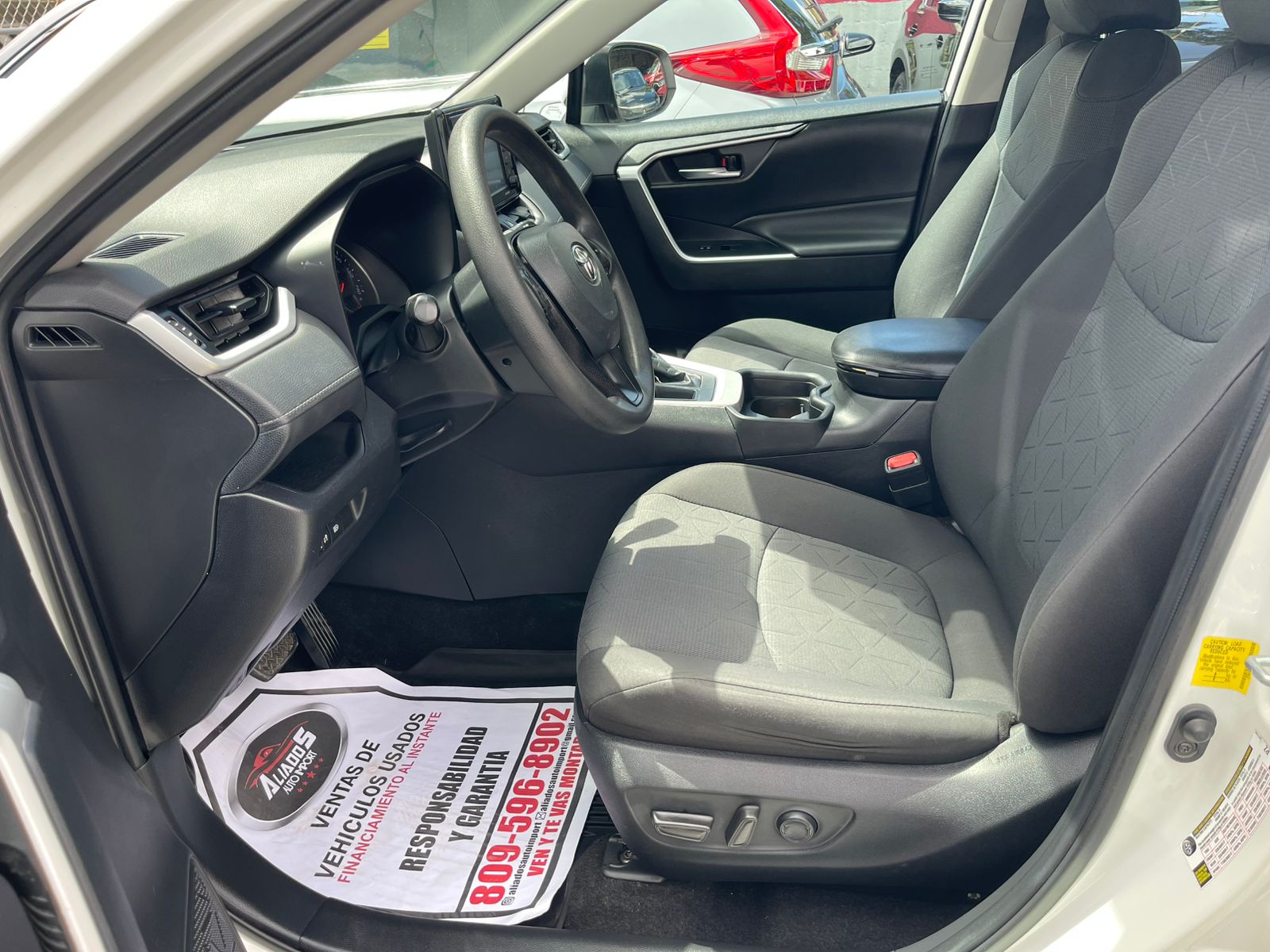 jeepetas y camionetas - Toyota Rav4 XLE 2021 Recien Importada 6