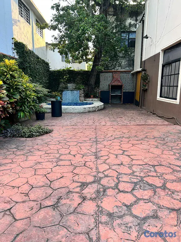 casas - Avenida independencia, Casa Amplia con Jardín y Pi 9