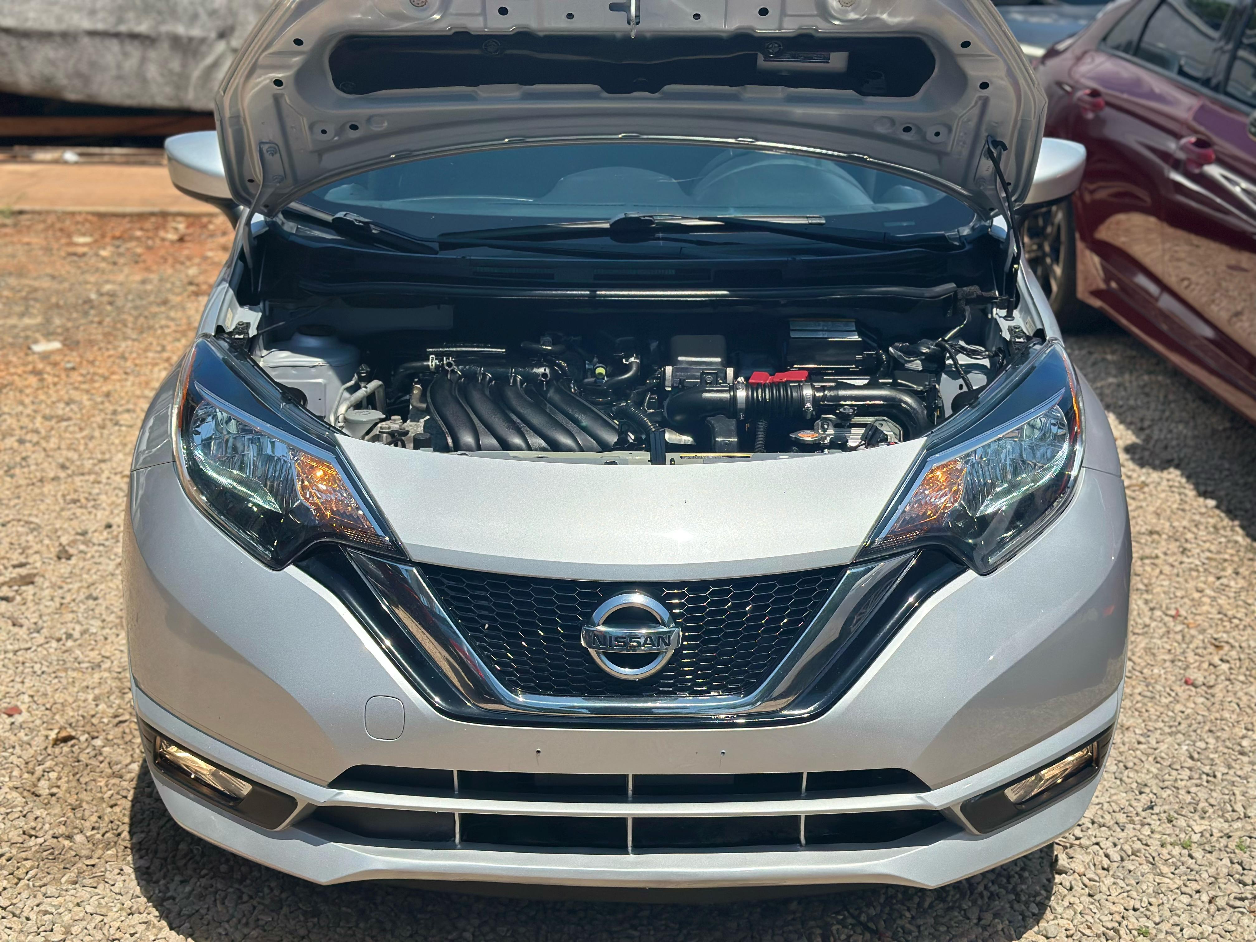 carros - 2019 NISSAN VERSA NOTE SV CLEAN CARFAX 9