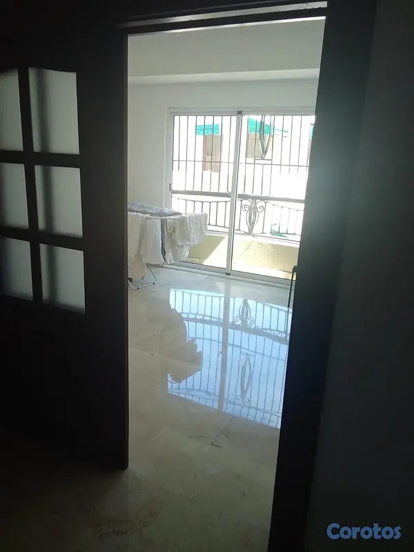apartamentos - OPORTUNIDAD EN BELLA VISTA – APARTAMENTO DE 300 m²  3