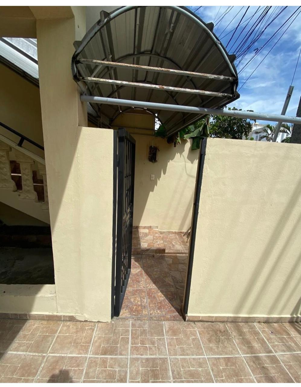 casas - VENDO Casa de 3 Niveles En El Residencial Brisas del Norte, CODIGO: PD450 9