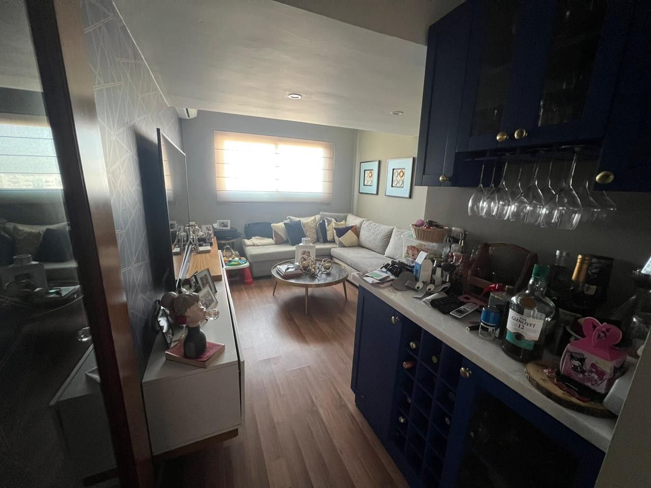 apartamentos - Piantini

SE VENDE VACÍO Apartamento de 2 habitaciones más estudio  USD$355,000 5
