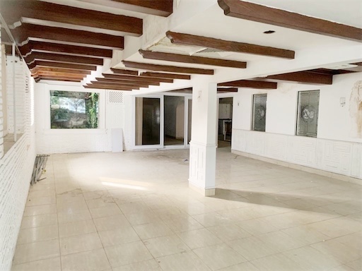 oficinas y locales comerciales - Local en Naco primer nivel  2