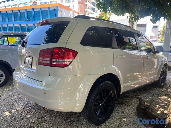 jeepetas y camionetas - DODGE JOURNEY SE 2020 4
