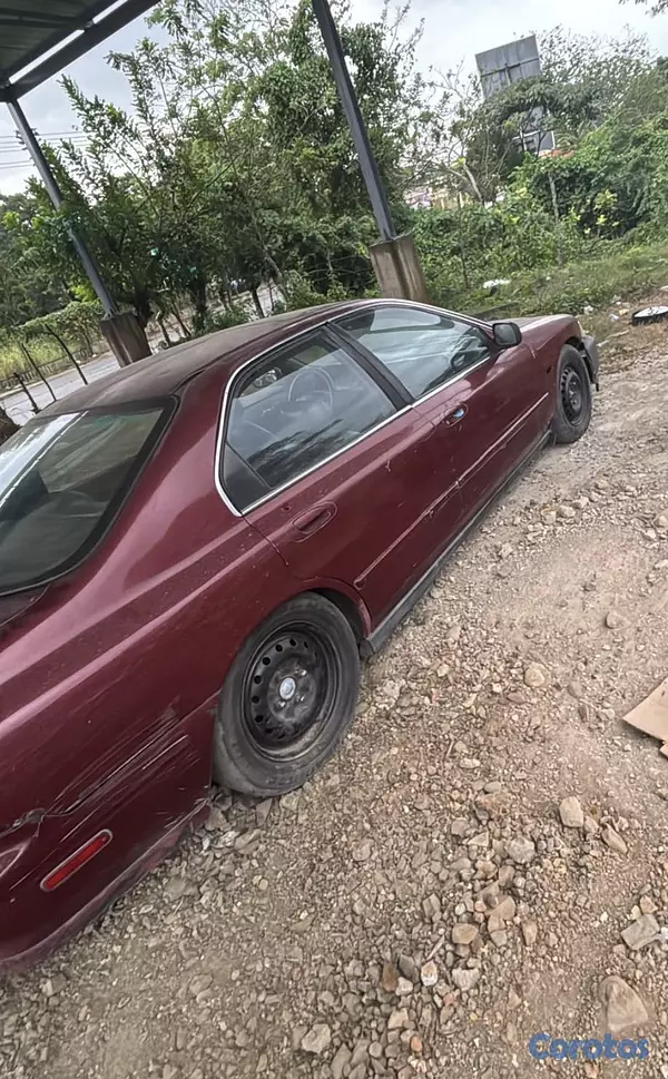 carros - Honda Accord Poco negociable  4