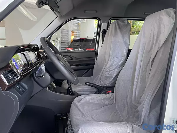 camiones y vehiculos pesados - KYC V7 14 Pasajeros  5