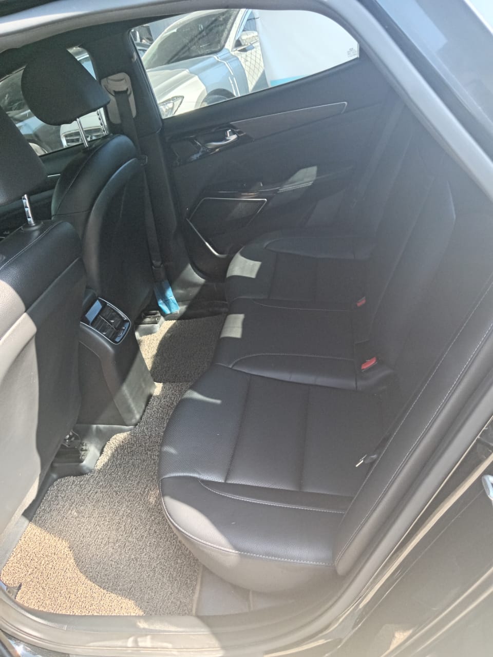 carros - KIA K7 2020 NEGRO 7