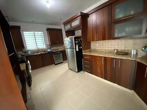 apartamentos - Apartamento 6to Nivel en Torre Céntrica con Ascensor 5