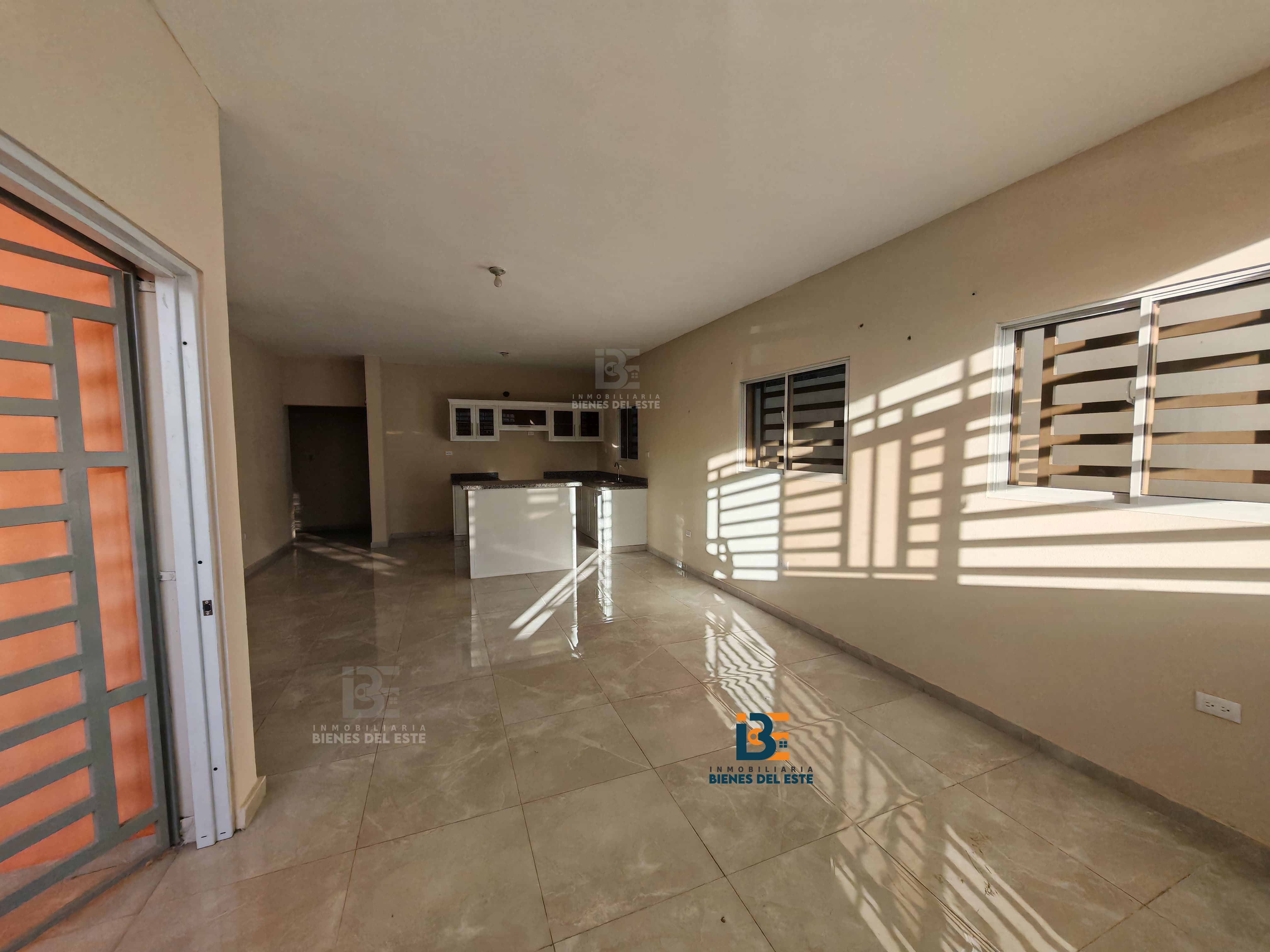 apartamentos - Se RENTA Apartamento con Baño de VisitaVilla Visan 0