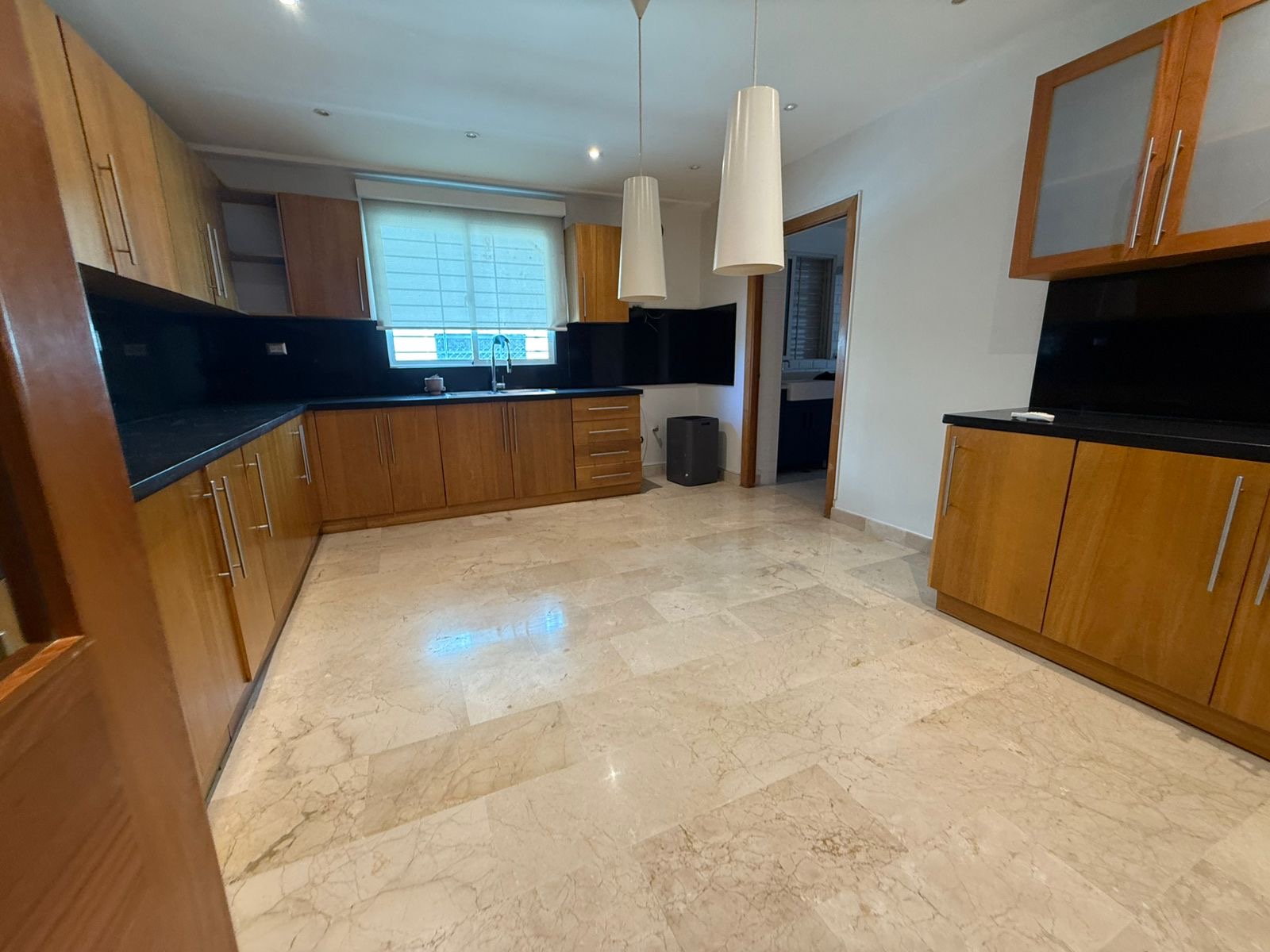 apartamentos - Vendo renacimiento piso 5 tres hab con su baño dos 7