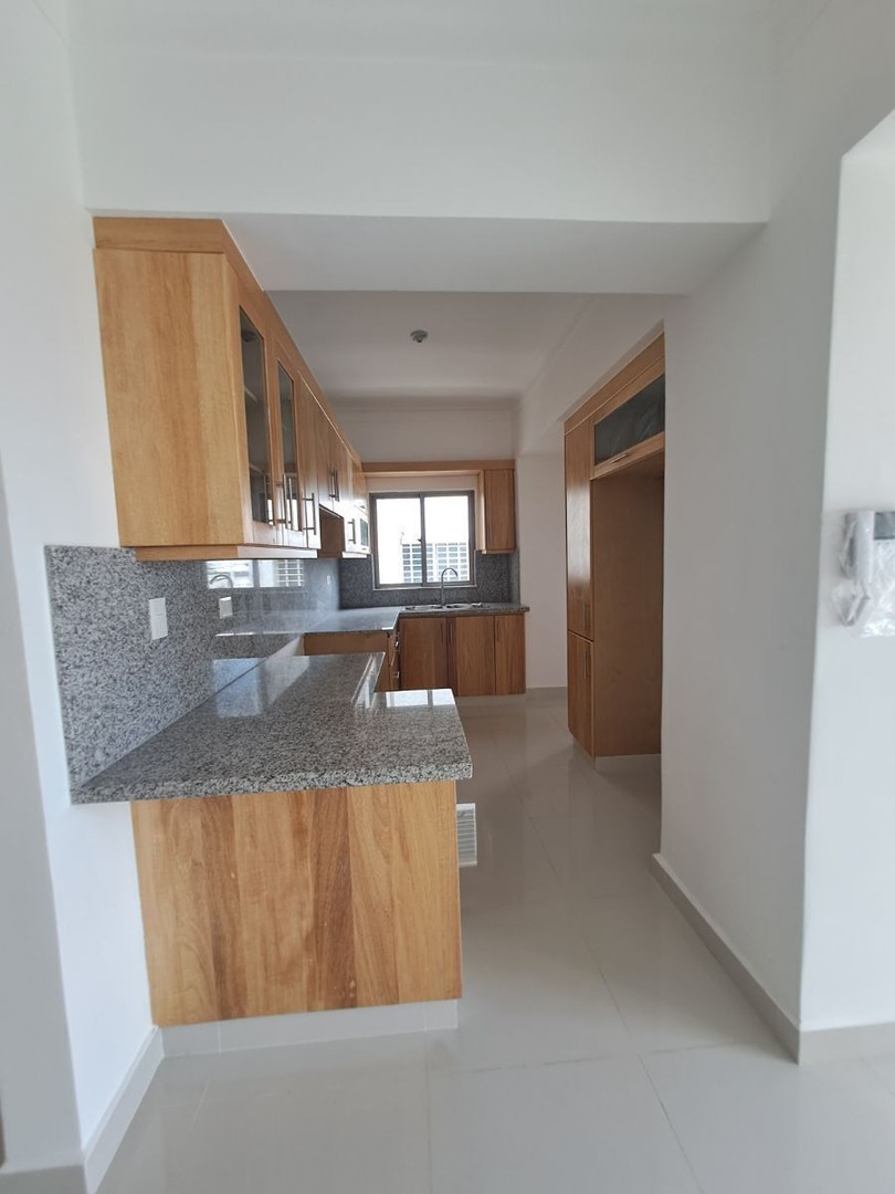 apartamentos - Apartamento Nuevo 2do piso en los prados 
 5