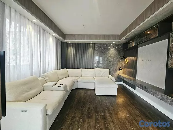apartamentos - Venta de Apartamento en Piantini piso alto 14