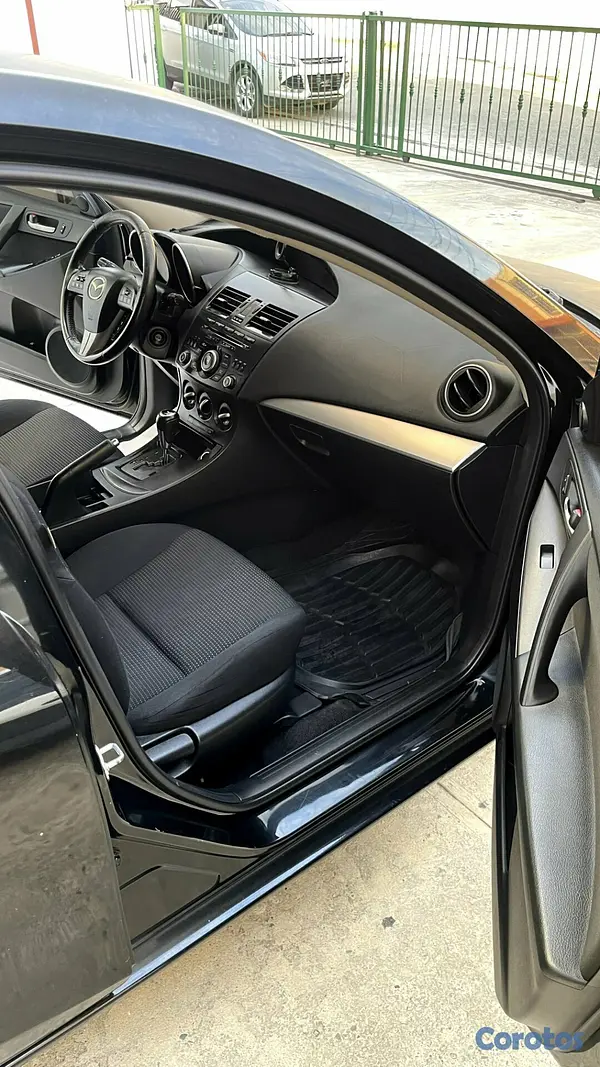 carros - Mazda 3 2012 Touring Hatchback – ¡MOTOR SKYACTIV!  5