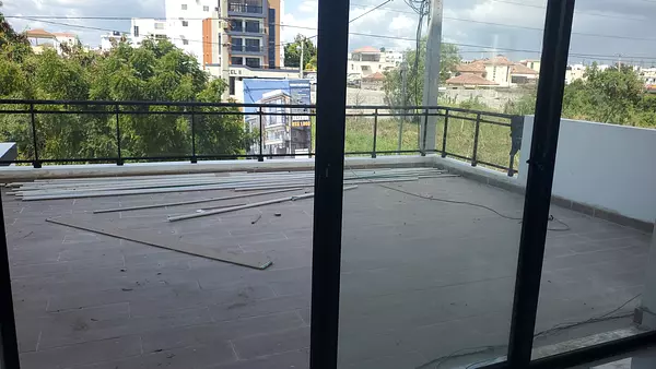 apartamentos - Segundo Piso con terraza de 50 metros, Gen 8