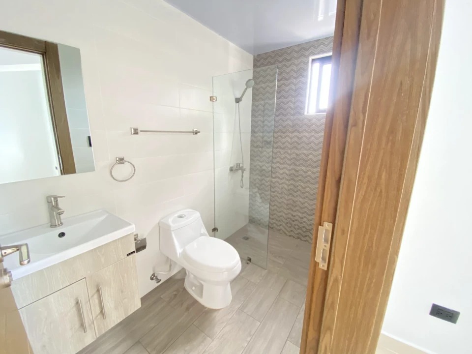 apartamentos - Vendo moderno Pent-House en Los Restauradores 8