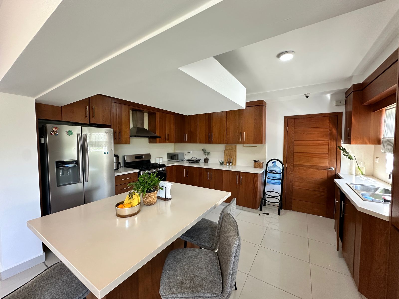 apartamentos - VENDO Segundo Piso En Los Corales Del Sur  3