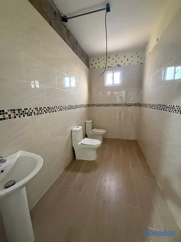 oficinas y locales comerciales - 🔵 Alquilo Nave Industrial 1,600 Mts en la Aut. Dua 2