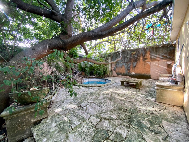 casas - Vendo casa en los prados 
500mts
 3