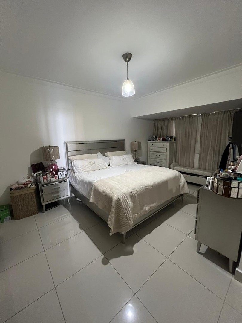 apartamentos - Piantini

SE VENDE VACÍO Apartamento de 2 habitaciones más estudio  USD$355,000 7