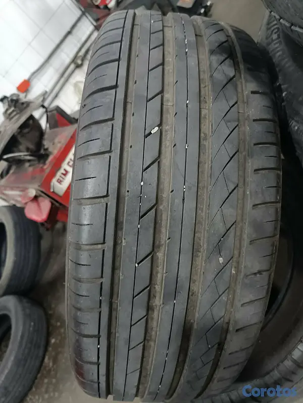 repuestos - De oportunidad 2 gomas 215 55 R17  3