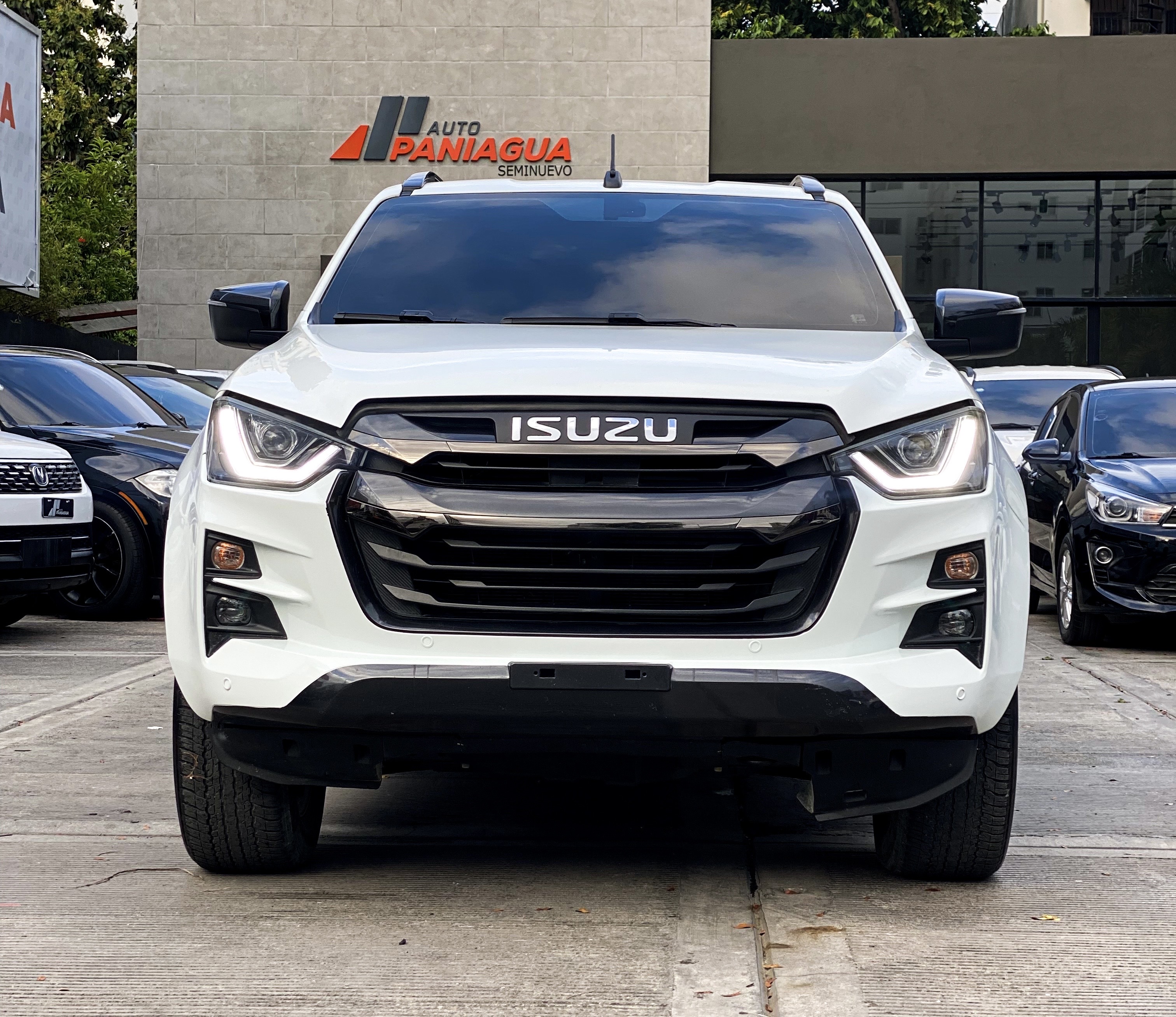 jeepetas y camionetas - Isuzu D-Max LSE 2024 FINANCIAMIENTO DISPONIBLE  9