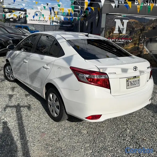 carros - TOYOTA YARIS 2017  4