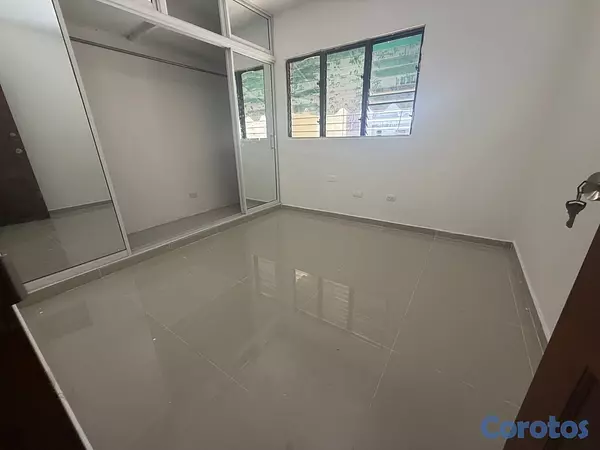 apartamentos - alquiló Evaristo Morales piso 4 dos habitaciones dos baños dos parqueos servicio 13