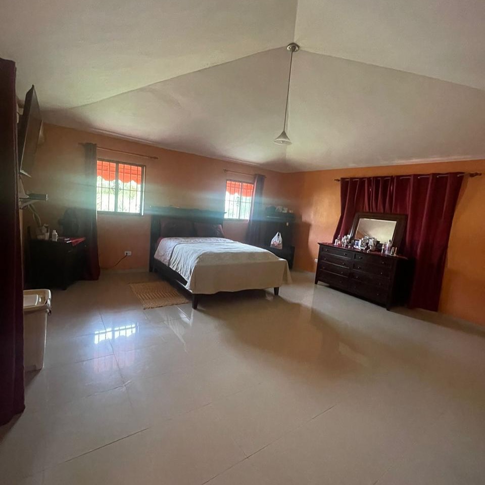 casas - Vendo casa espaciosa Prado Oriental, Sto. Dgo. Est 5