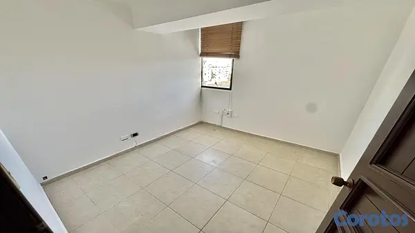 oficinas y locales comerciales - Local para Oficina en Evaristo Morales 3