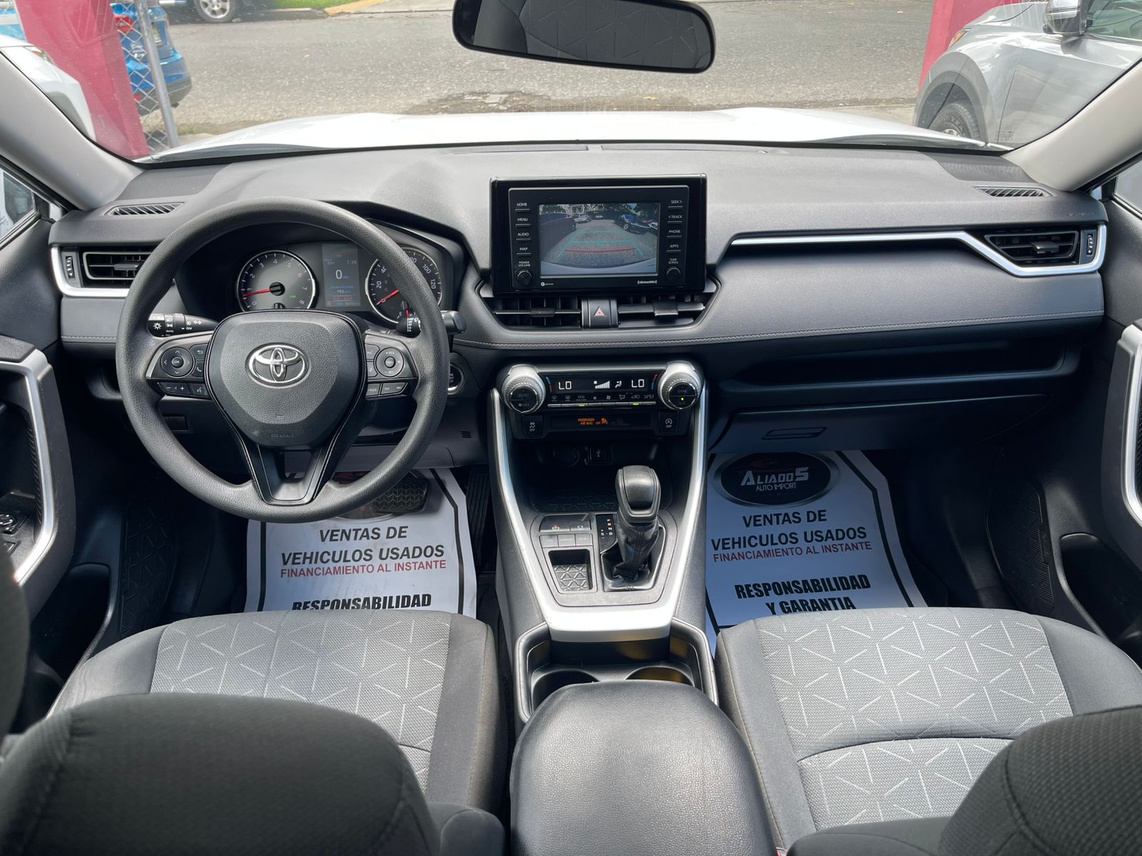 jeepetas y camionetas - Toyota Rav4 XLE 2021 Recien Importada 8
