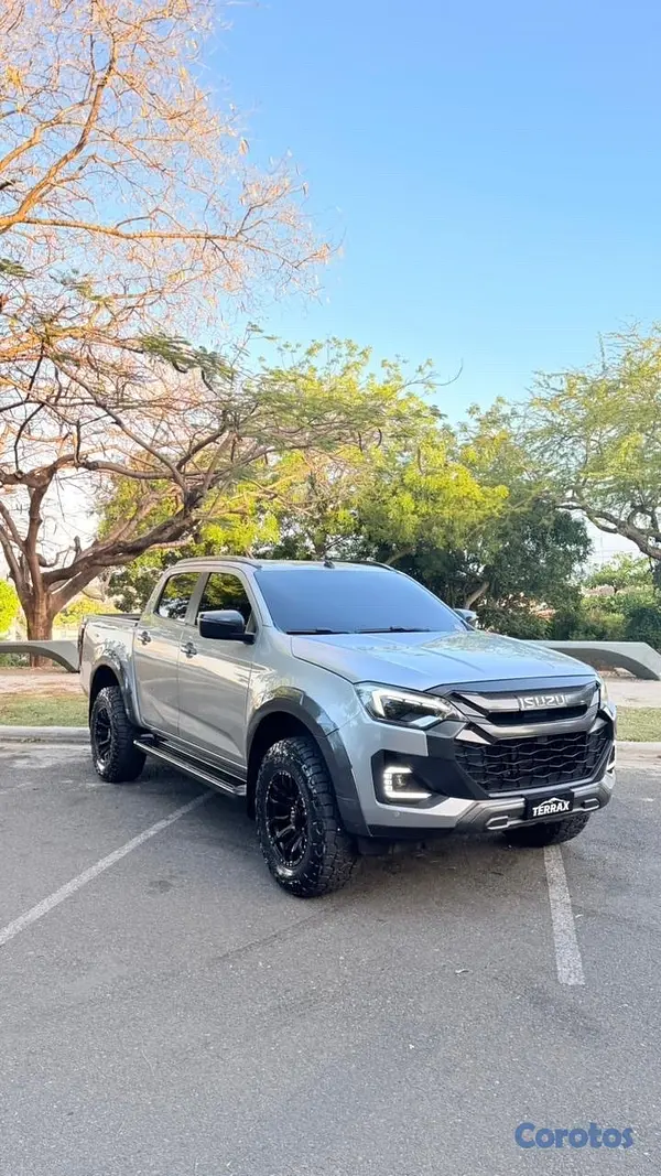jeepetas y camionetas - Isuzu Dmax 2025 3