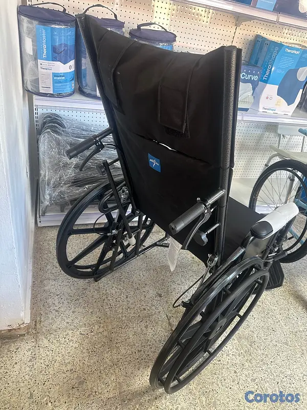 Salud y Equipamiento Médico - silla de ruedas medline nueva  3