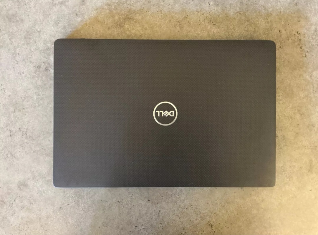 computadoras y laptops - Laptop Dell Latitude 7400 - 16GB RAM / SSD 256GB