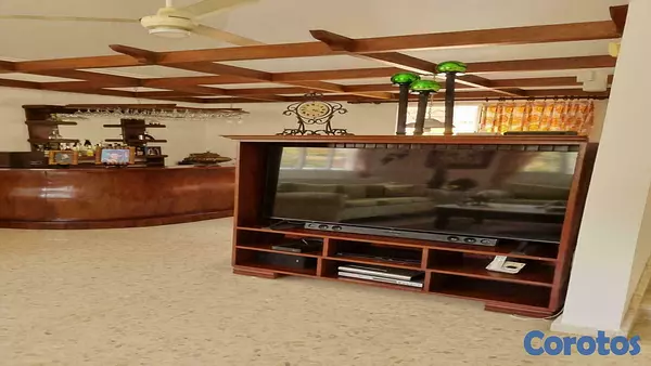 casas - 🏡 Residencia de 3 Niveles en Los Alpes II – 4 Hab, 4.5 Baños, Jacuzzi 7