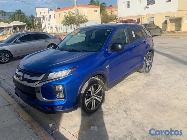 jeepetas y camionetas - Mitsubishi Outlander 2020 2