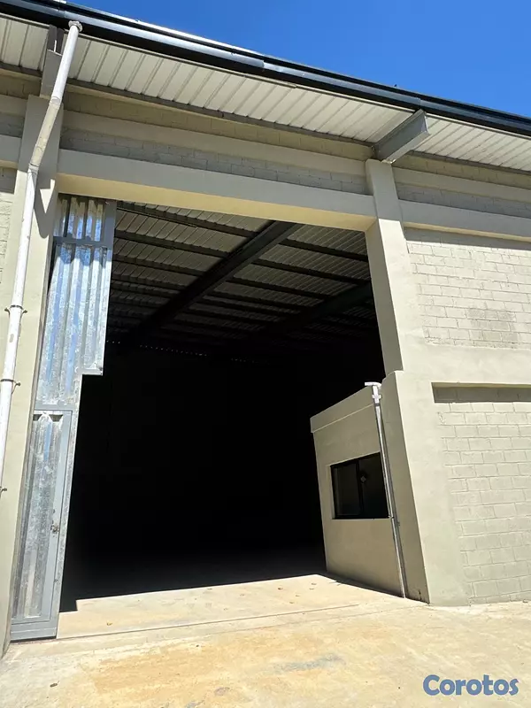 oficinas y locales comerciales - NAVE COMERCIAL  5