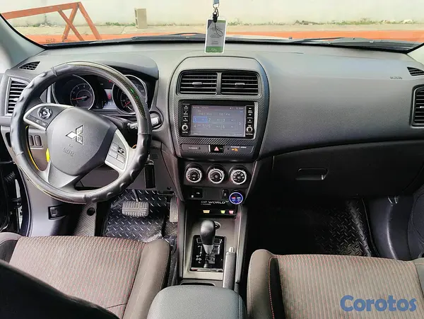 jeepetas y camionetas - Mitsubishi Outlander 5