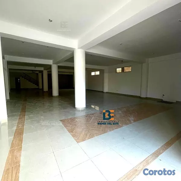 oficinas y locales comerciales - DE VENTA Amplio LOCAL COMERCIAL de Dos Niveles 📍EN 6