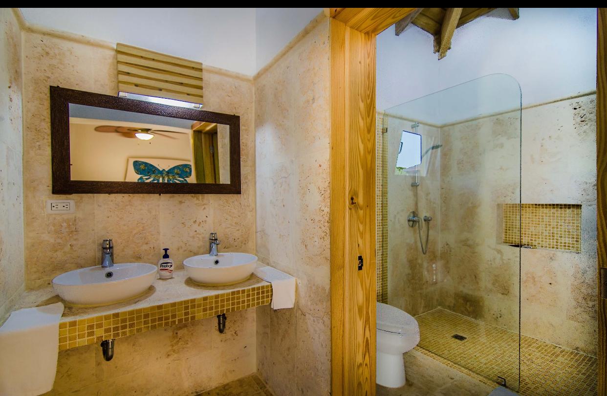 solares y terrenos - 🌴 Hermosa Villa de Lujo en Venta – Sosúa 9